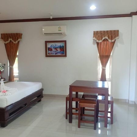 Capital O 75415 Nanthachart Riverview Resort Samut Songkhram Zewnętrze zdjęcie