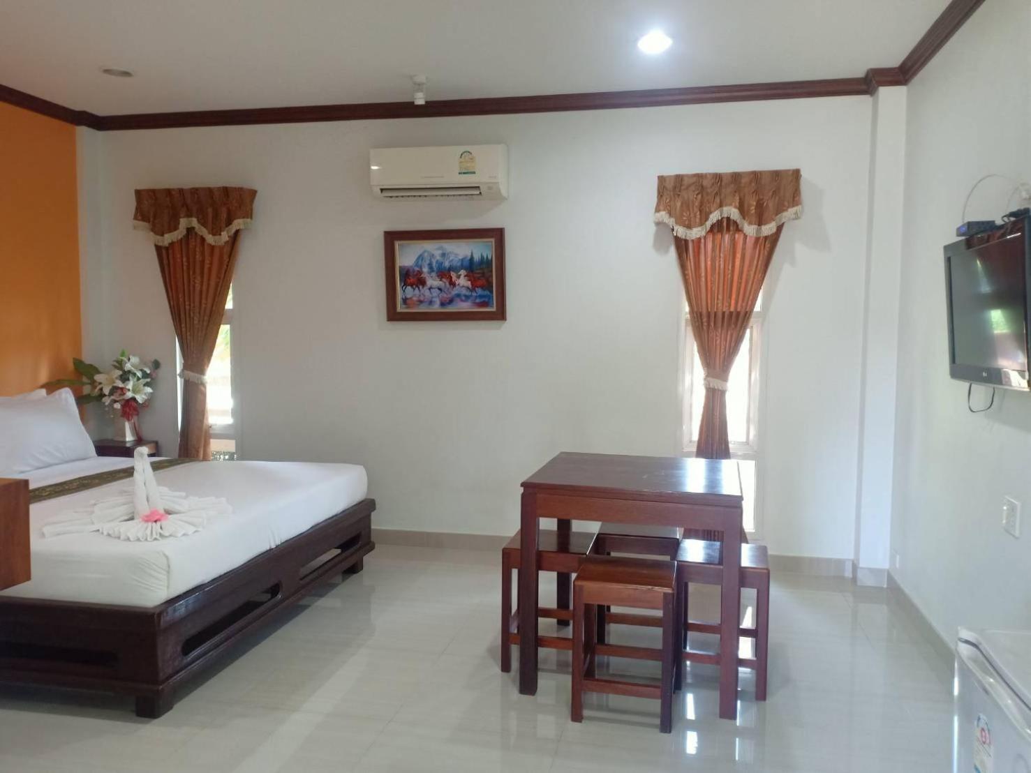Capital O 75415 Nanthachart Riverview Resort Samut Songkhram Zewnętrze zdjęcie